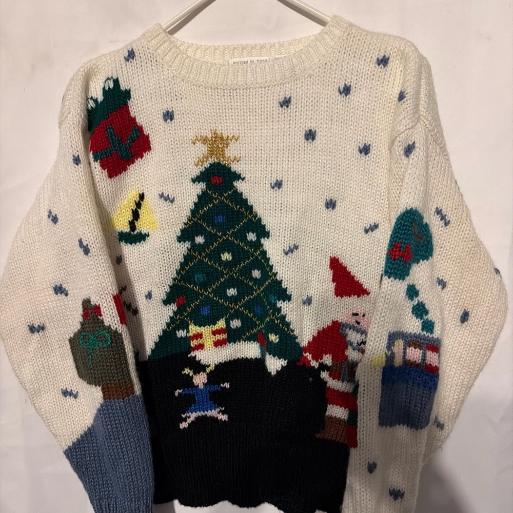 Cozy Holiday Fireplace Sweater - White and Black